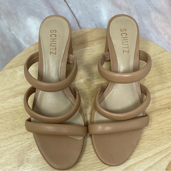 Schutz Olly Leather Block Heel Sandals Nude Sz 7 New - Picture 6 of 11